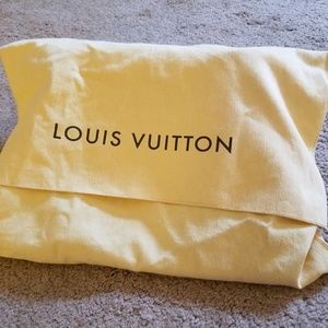 Meet your Posher, Alisa